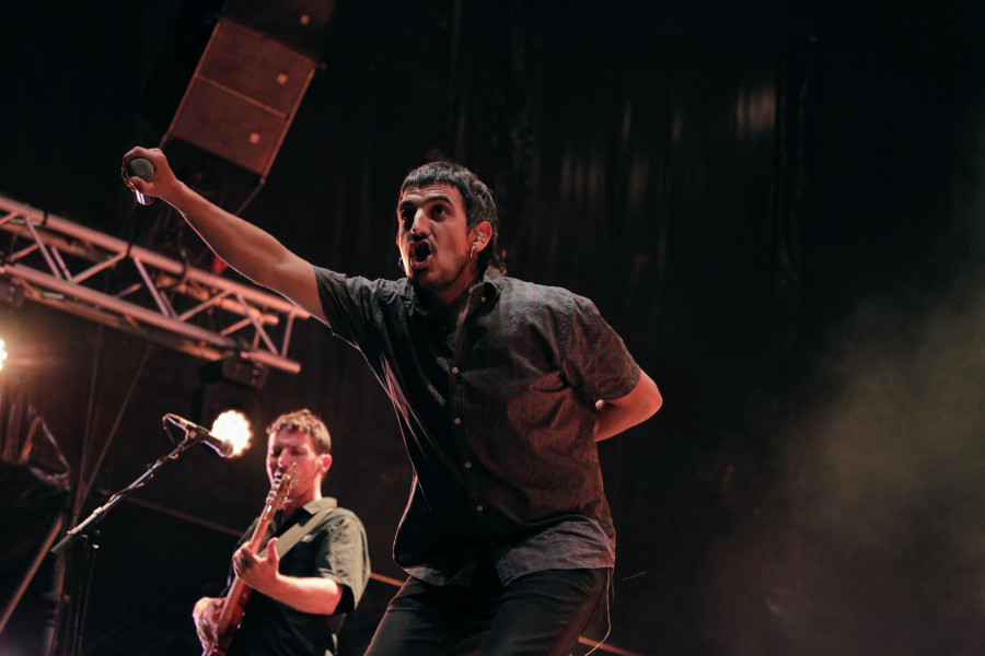 Crónica | Revenidas también canta en "valencià"