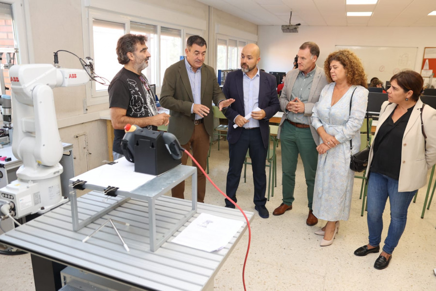 El CIFP de Fontecarmoa incorpora un ciclo de Electromedicina Clínica, único en Galicia