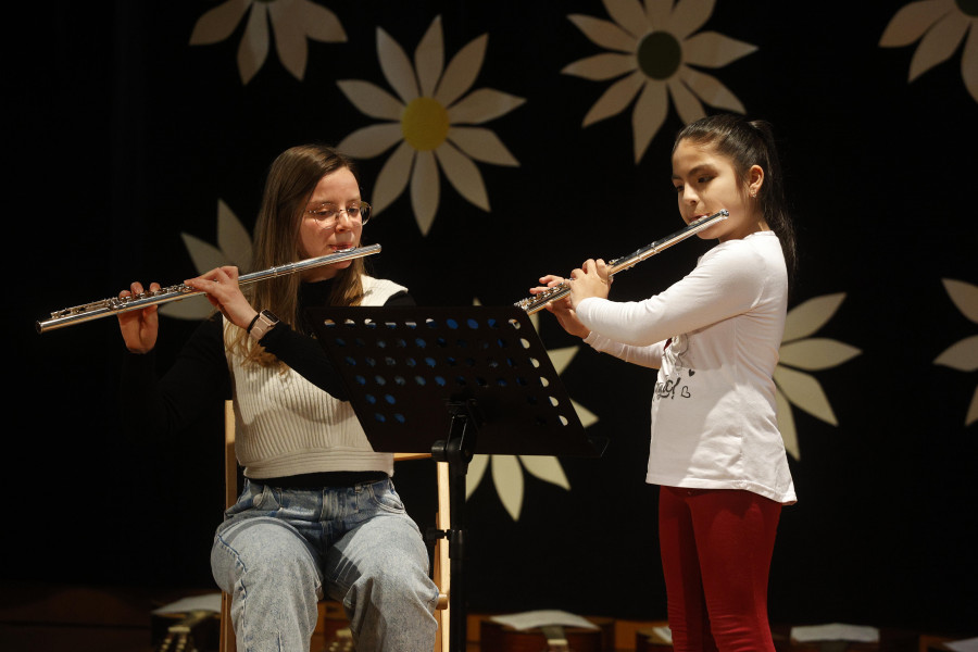 El Conservatorio y la Escola de Música de Cambados empiezan el curso con 182 alumnos y lista de espera en la segunda