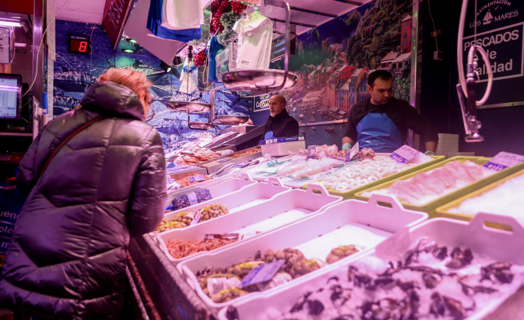 Una de cada doce personas en España no puede comer carne o pescado cada dos días o calentar su casa