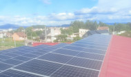 La comunidad energética de A Illa instala paneles solares, puntos de carga y se constituye en asociación