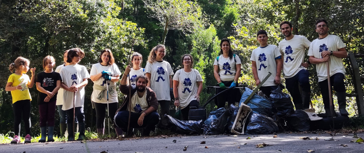 Asociación vecinos araño rianxo limpieza río Te