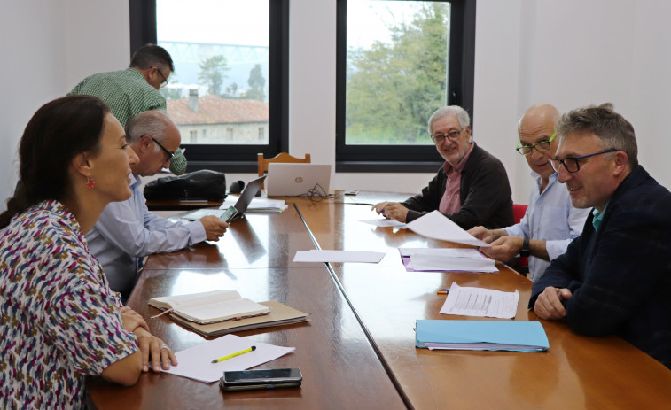 Representantes de Mar de Santiago se reúnen en Catoira para fijar las líneas de actuación