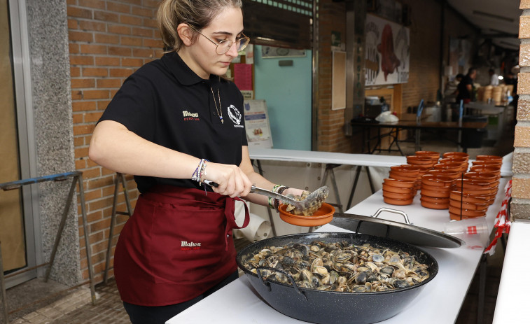 Emgrobes promociona la pota, la raya y la almeja bicuda en A Cociña do Mar de la Festa do Marisco
