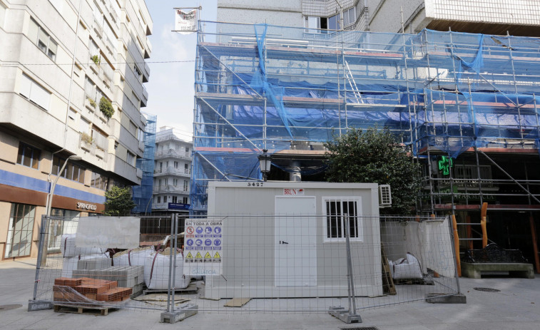 La falta de materiales motiva el retraso de las obras de la nueva biblioteca en Castelao