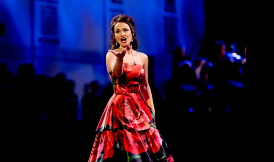 La soprano rusa Julia Muzychenko y la pianista ucraniana Alina Artemyeva dan un concierto en el Auditorio
