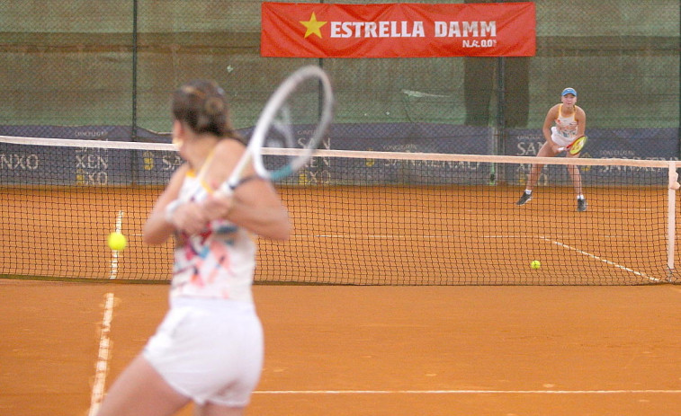 Las checas dominan el cuadro femenino del J300 de Sanxenxo