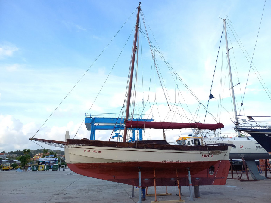 Los Amigos da Dorna de Portonovo reclaman mejoras para proteger las embarcaciones de los temporales