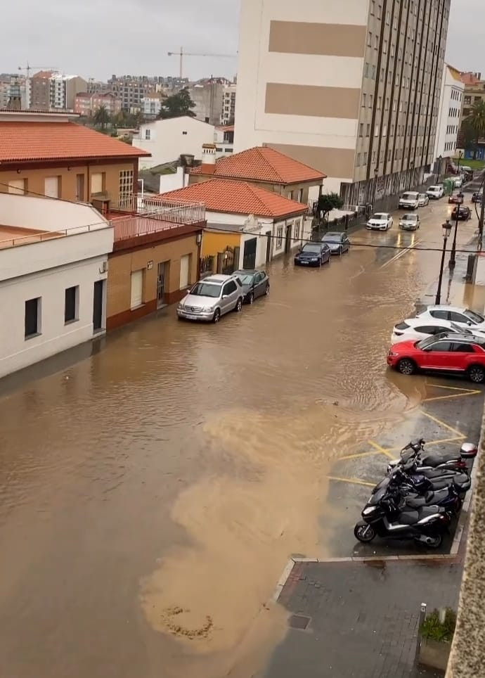 Avenida de leon sanxenxo inundacion