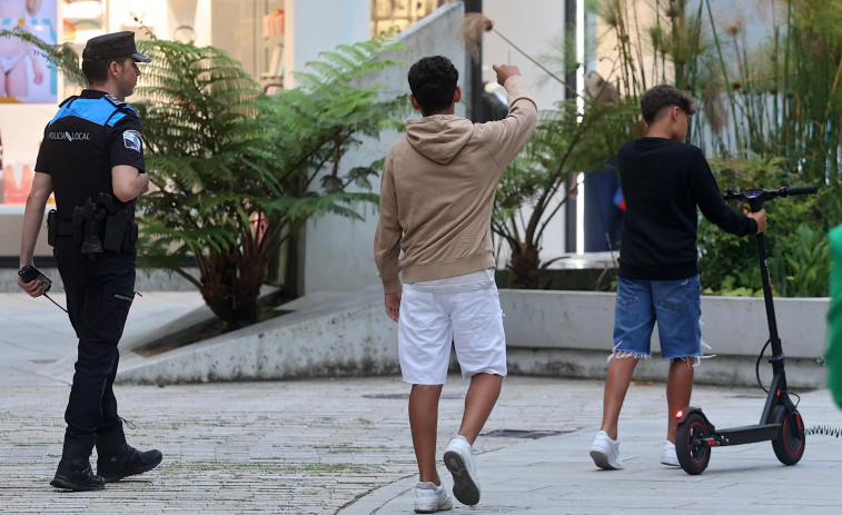 Una nueva norma regulará los patinetes y creará aparcamientos para residentes en Vilagarcía