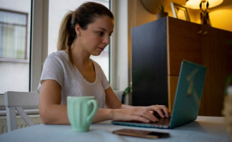 Un tercio de las empresas gallegas permiten el teletrabajo