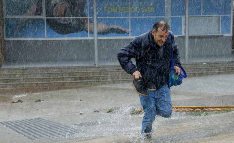 Ciarán entra este miércoles en Galicia con vientos de 100 kilómetros por hora