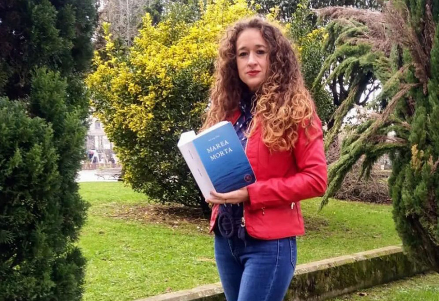 Una andaina recorrerá el domingo lugares emblemáticos de la novela “Marea morta”, de la crucense Ana María Lojo