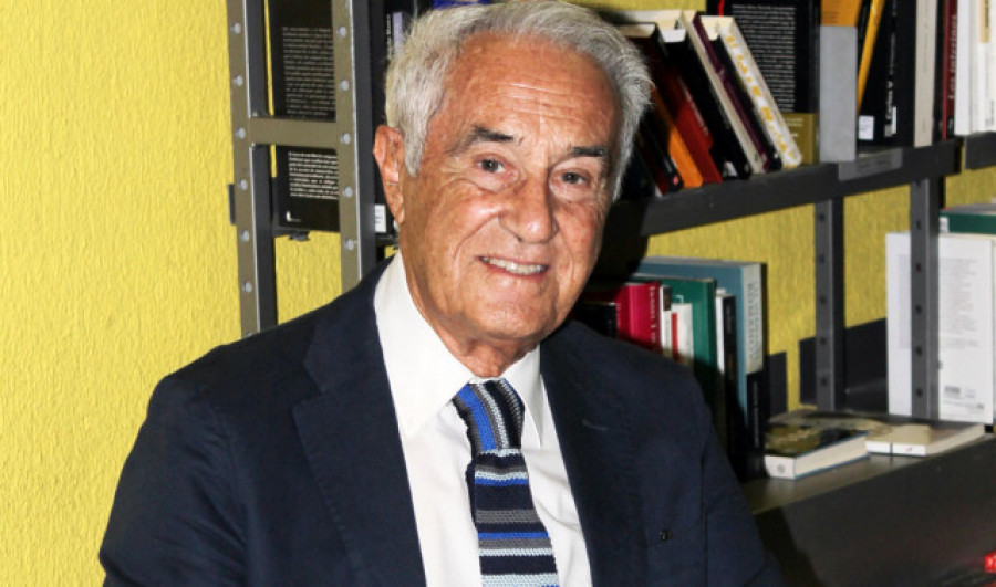 Muere el periodista José María Carrascal a los 92 años