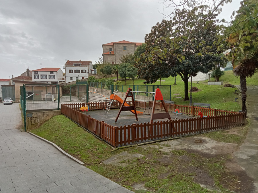 Cinco empresas se interesan por renovar el parque infantil de Horta do Cura, en Palmeira
