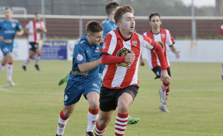 Un gol anulado en diferido priva al Céltiga de la victoria ante el Juvenil (2-2)