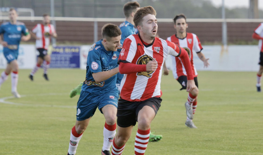 Un gol anulado en diferido priva al Céltiga de la victoria ante el Juvenil (2-2)