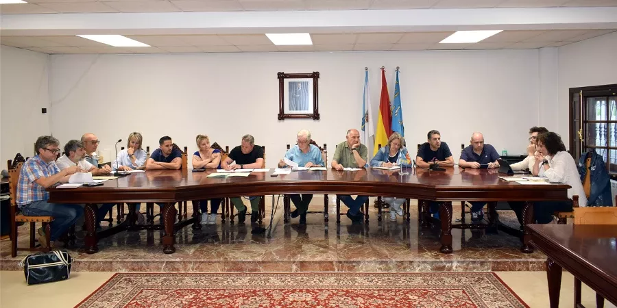 La oposición de Valga reclama que se cambien los criterios de adjudicación del contrato del SAF