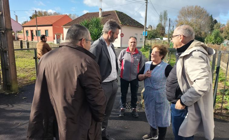 Ravella termina las obras de saneamiento en la rúa Pica, en Vilaxoán, tras invertir casi 35.000 euros