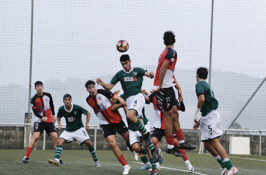 El Arosa juvenil, con dos fichajes, visita al Deportivo en Abegondo