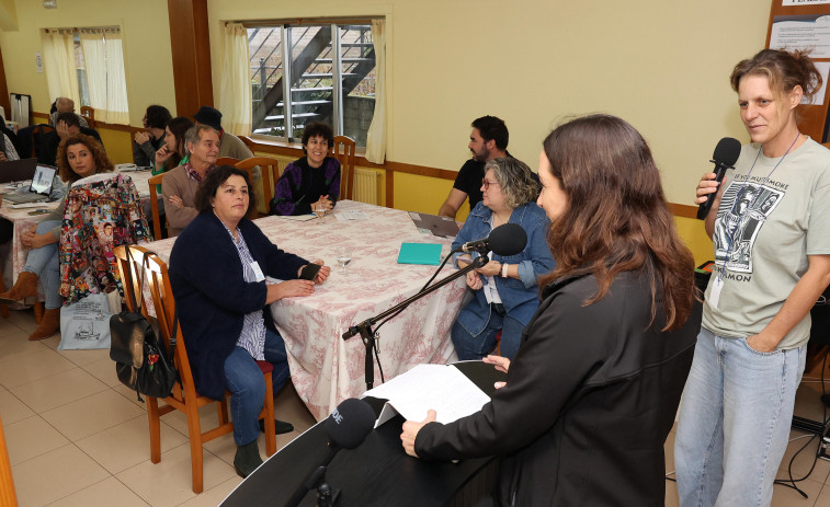 Mulleres Salgadas abre en Vilanova sus jornadas sobre pesca y marisqueo