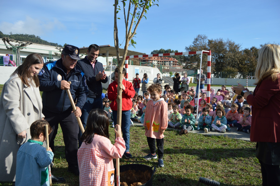 Stop Accidentes conmemora con los escolares de Sanxenxo el Día en Recuerdo a las Víctimas de Sinisestros de Tráfico