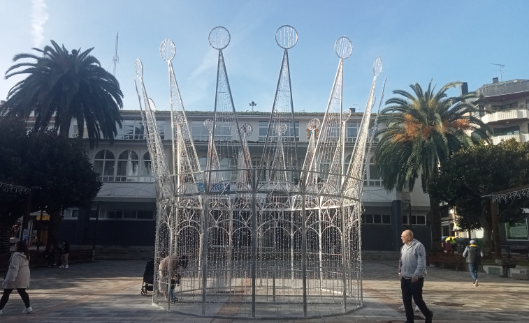 Alrededor de 300.000 bombillas iluminarán la Navidad de Ribeira