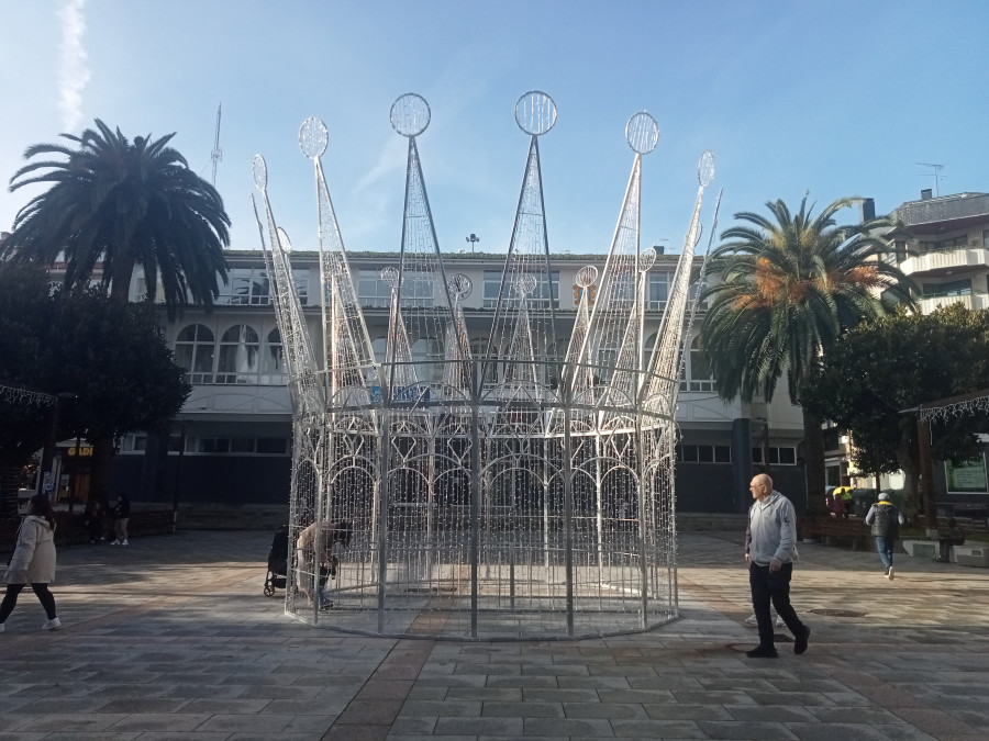 Alrededor de 300.000 bombillas iluminarán la Navidad de Ribeira