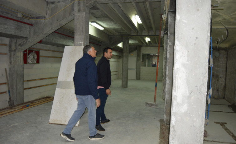 La reforma del pabellón de Vilalonga avanza con los trabajos para la ampliación del gimnasio