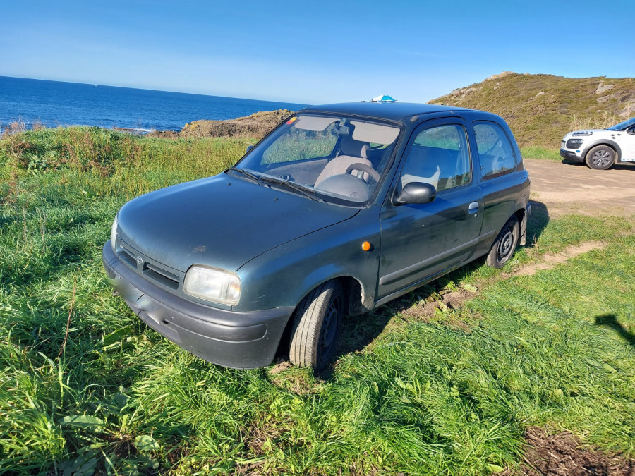 Arrestan por el robo con violencia de un coche al vecino de Ribeira rescatado de rocas tras caer al mar en O Son