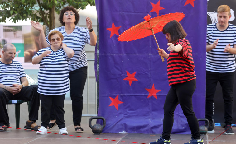 El Circo da Diversidade sube al escenario a Clámide y Con Eles