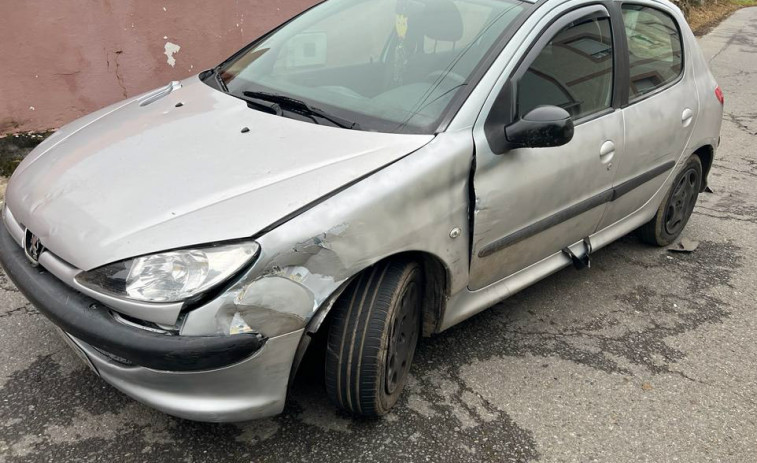 La propietaria del coche cuyo piloto se fugó tras sufrir una colisión en Martín denuncia su robo