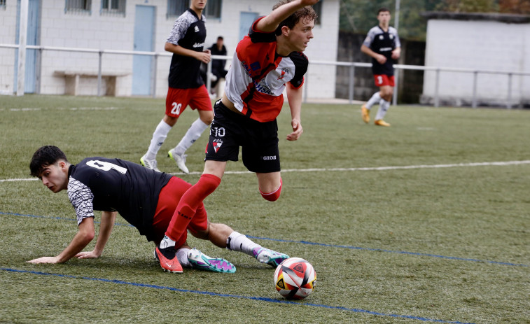 El Arosa juvenil fue superior al Bansander y ganó con justicia