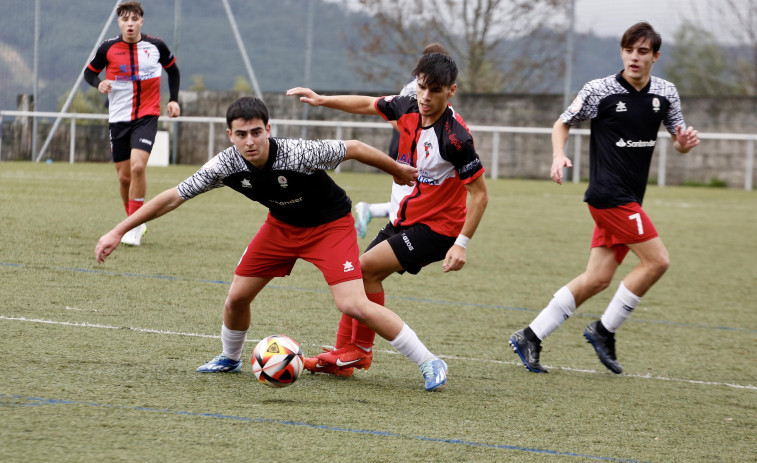 El Arosa juvenil golea al Perines en Santander (0-4)