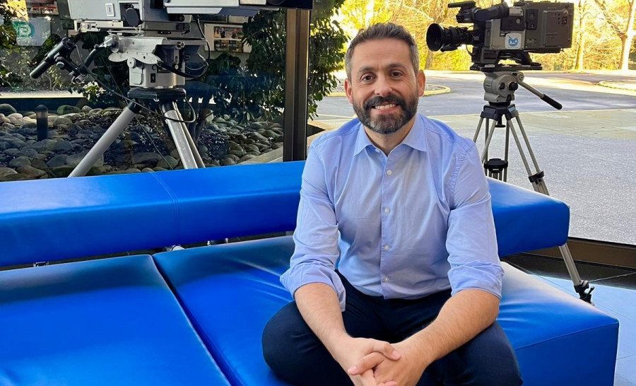 Alberto Mancebo: “Quería escribir unha historia trepidante e que enganchase, que a xente colla o libro e o devore”