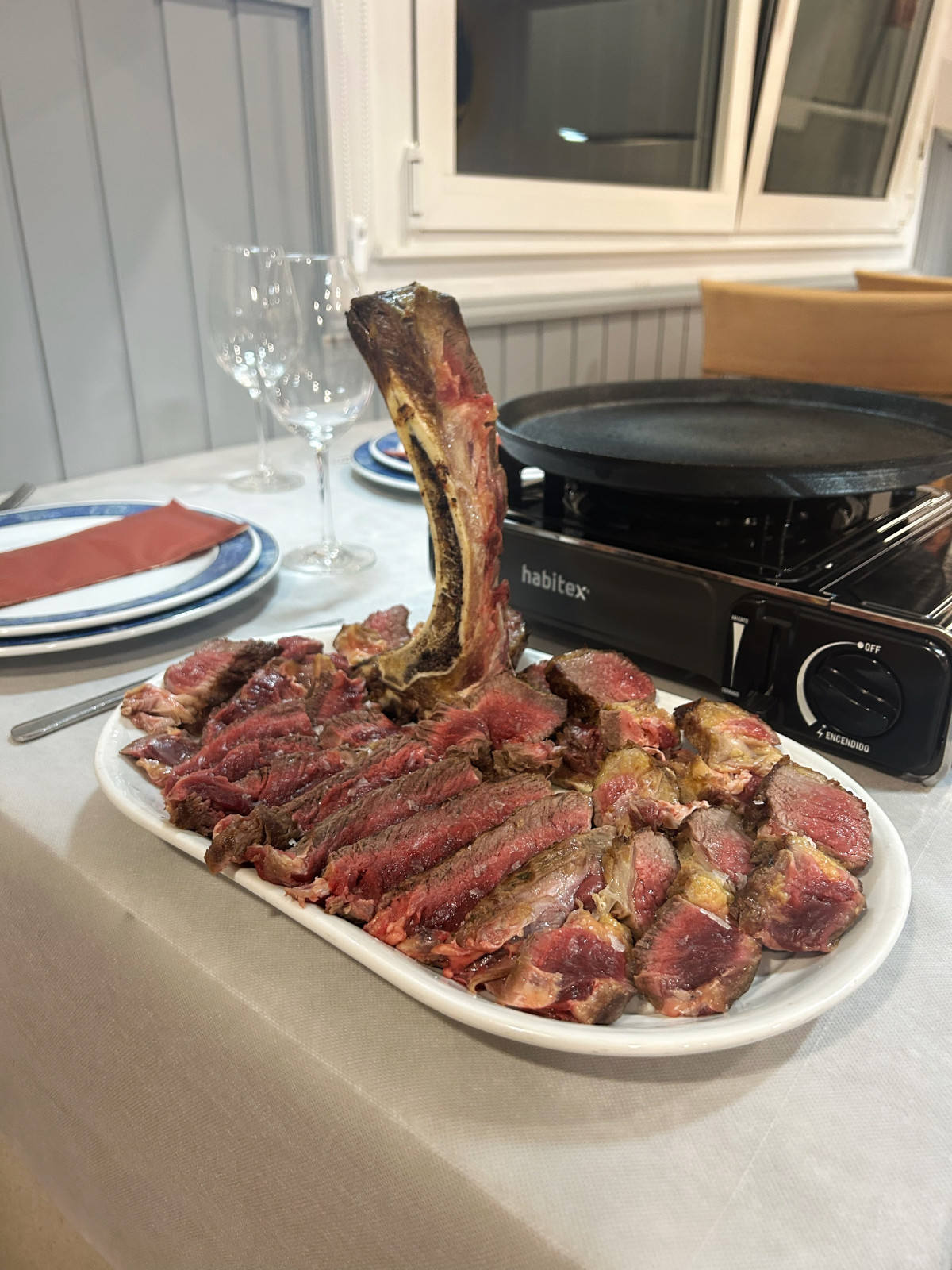 El chuletu00f3n, uno de los platos estrella 