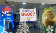 Quinto Premio | La Administración Número 2 de Ribeira vende un premio por terminal