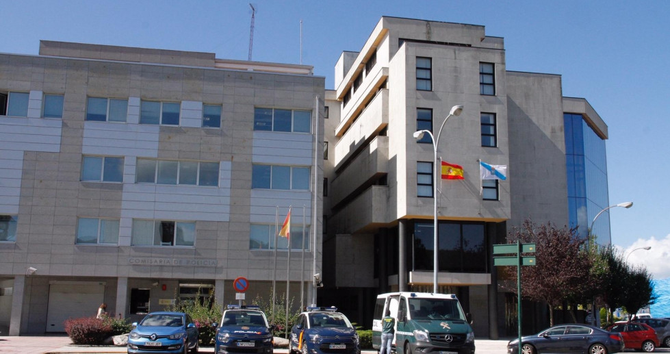 Fachada de los juzgados de Vilagarcía, situados en la Avenida da Marina