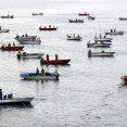 Imagen del inicio de la campaña de libre marisqueo en las zonas arousanas  gonzalo salgado