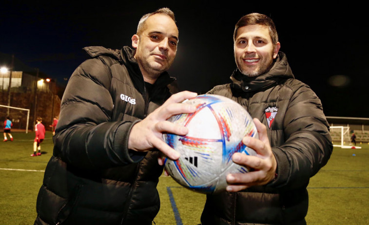 Pedro Carregal y David López, los arquitectos  de la mejor cantera del Arosa en  toda su historia