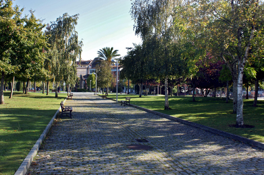 Lavado de cara para la pérgola del parque Miguel Hernández