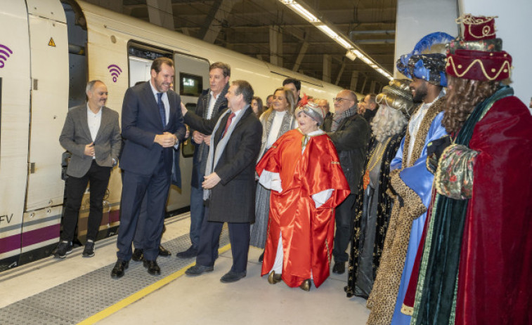 Óscar Puente viajará este jueves de Madrid a A Coruña en un tren Avril