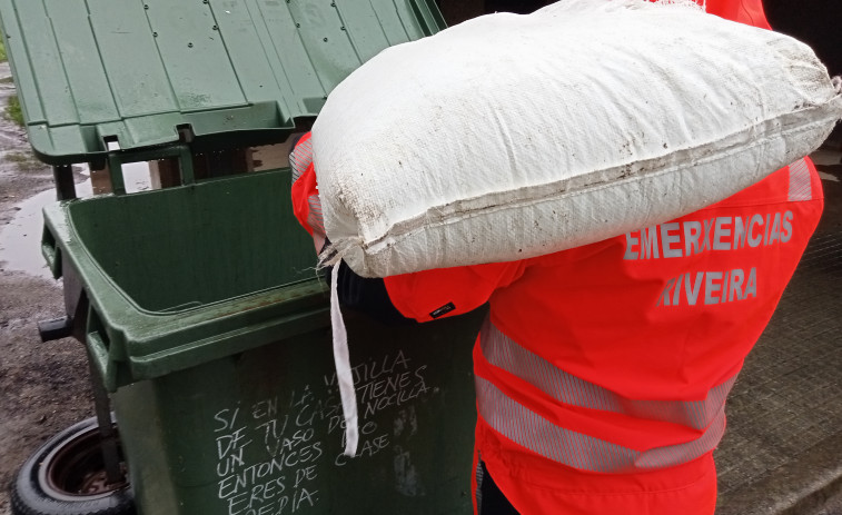 Ribeira almacena los últimos sacos con pellets plásticos tras enviar a Sogama como residuos sólidos urbanos los primeros 52