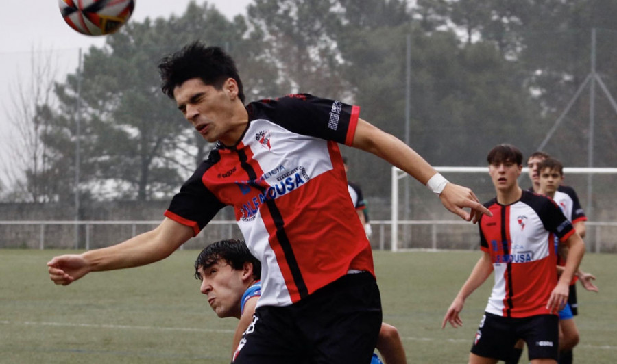 El Arosa juvenil suma ante el Revilla su tercer triunfo seguido