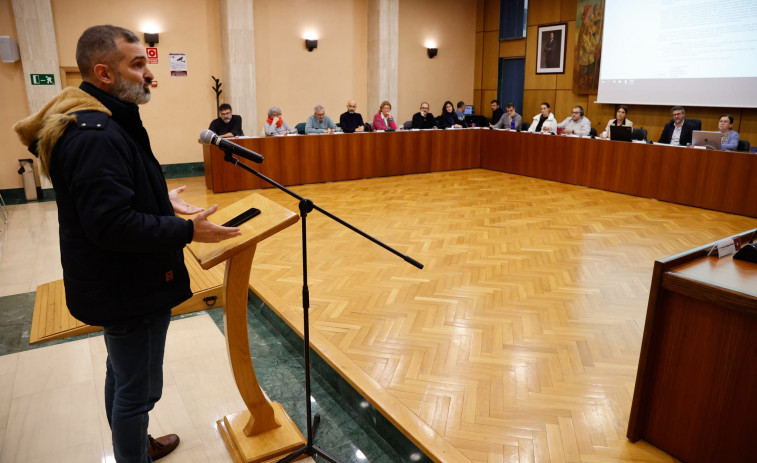 El Pleno fuerza al gobierno a una auditoría sobre iluminación y Varela rechaza hacerla