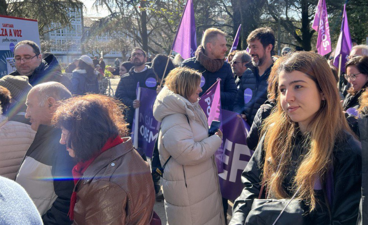 Andrea Obenza, Concepción Calvo y Gonzalo Bea, por Podemos, se unen a los candidatos arousanos al Parlamento que suman 27
