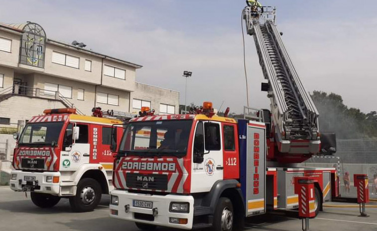 Rescatado un hombre que se cayó en su piso de A Pobra cuando iba a abrir la puerta a un compañero