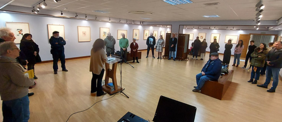 Veinticinco artistas exponen en Ribeira sus grabados a la pluma inspirados en “Follas Novas” y “Dous Contos”