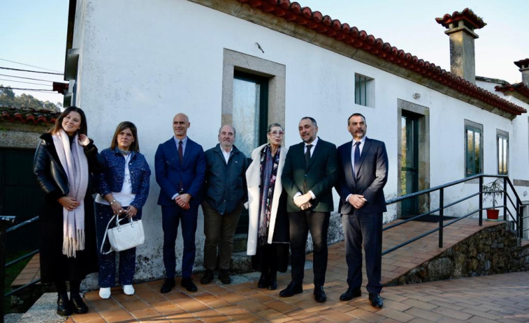 Lar proyecta la puesta en marcha de un Hospital de Día en su centro de Vilagarcía