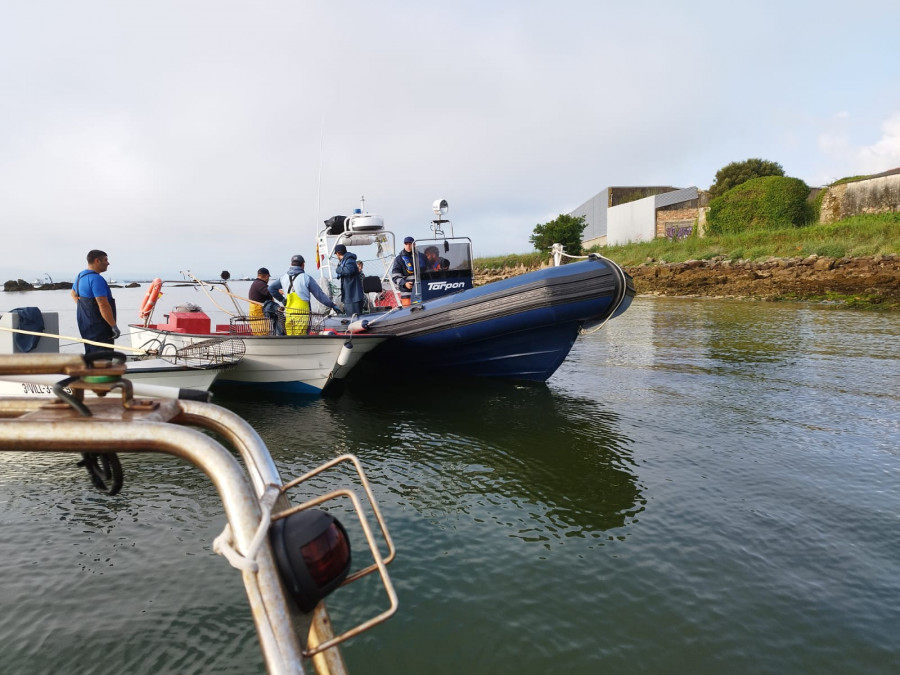 La Cofradía de Cabo de Cruz se siente “discriminada” por parte de la Consellería do Mar